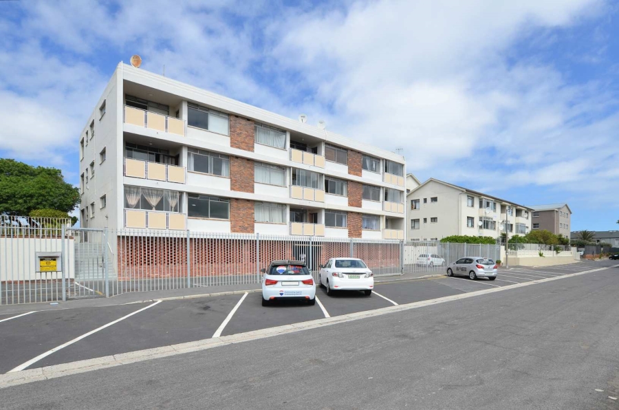 To Let 3 Bedroom Property for Rent in Milnerton Western Cape